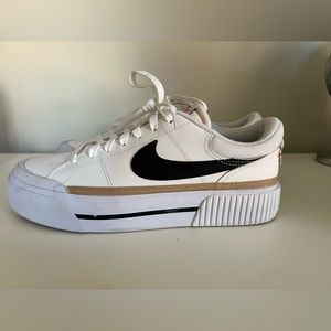 Nike Court Legacy Lift Platform Sneakers